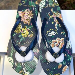 Tory Burch Floral Flip Flops Sandals - Navy Multicolor Size 7 NEW